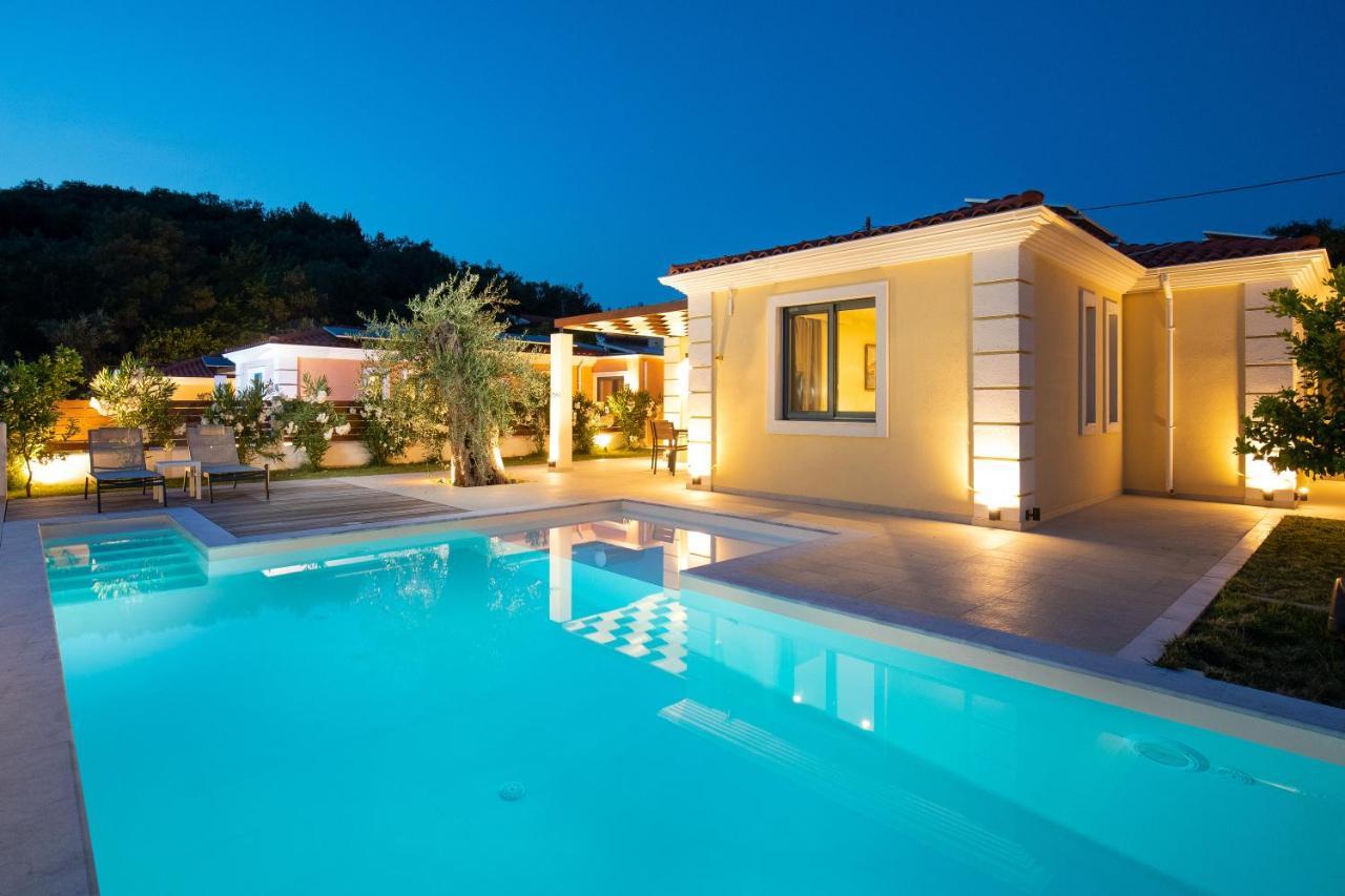 Perithia Suites Extérieur photo