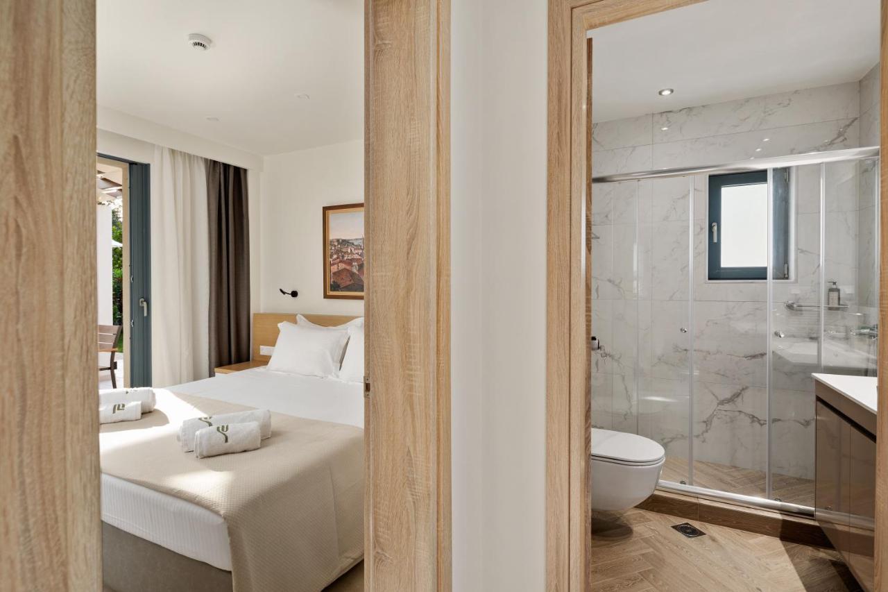 Perithia Suites Extérieur photo