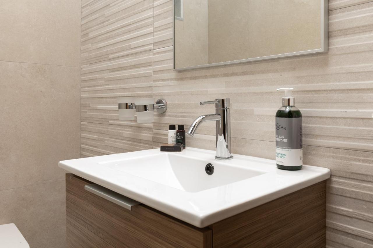 Perithia Suites Extérieur photo